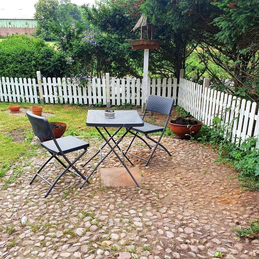 De Olle Uhlhoff Lejlighed Barlt Eksteriør billede